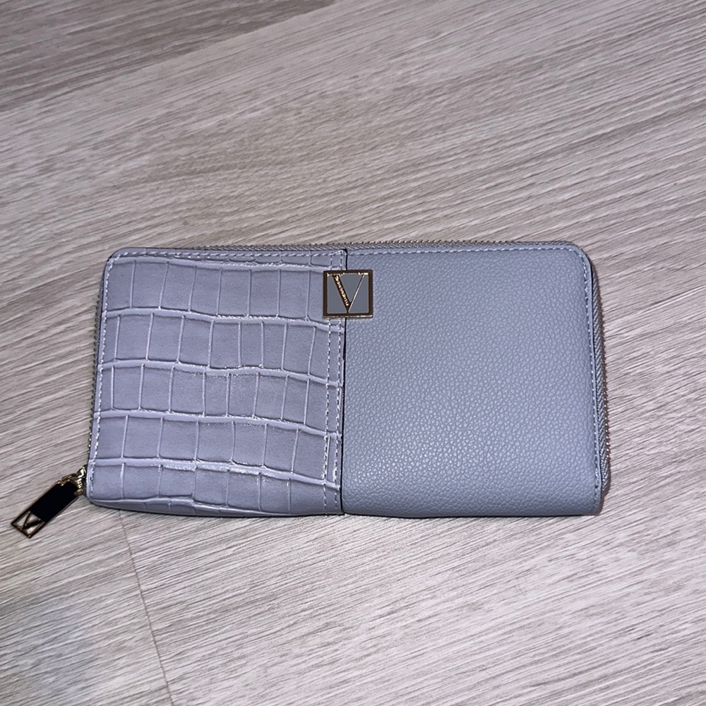 NWOT Victoria’s Secret wallet